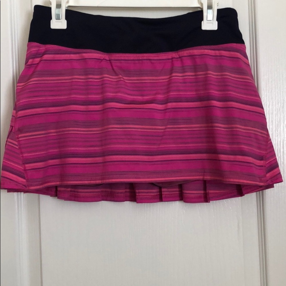 Lululemon Pace Setter skirt size 6